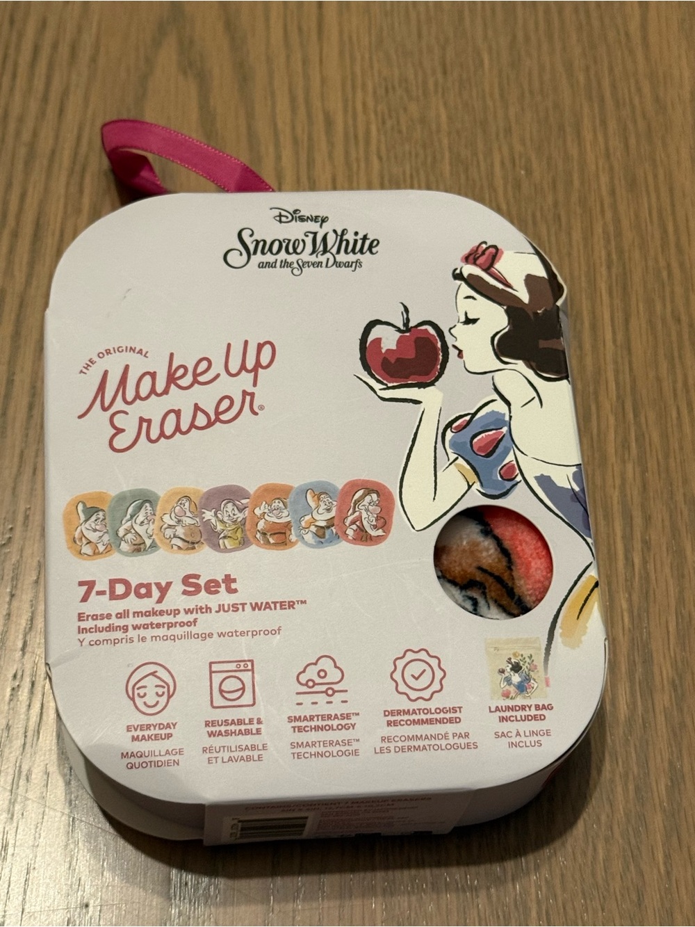Disney Snow White Makeup Eraser 7-Day Set BNIB
